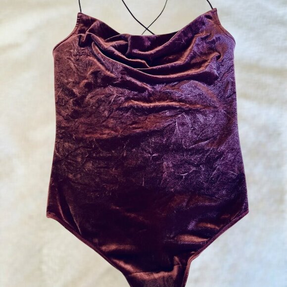 Abercrombie & Fitch Maroon Velvet Cowl Neck Bodysuit - Picture 2 of 4